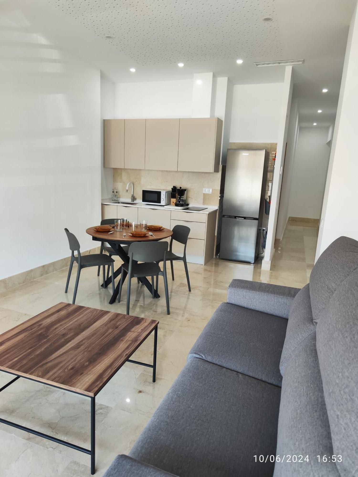 Apartamentos Luxury Playa Victoria Cadiz Bagian luar foto