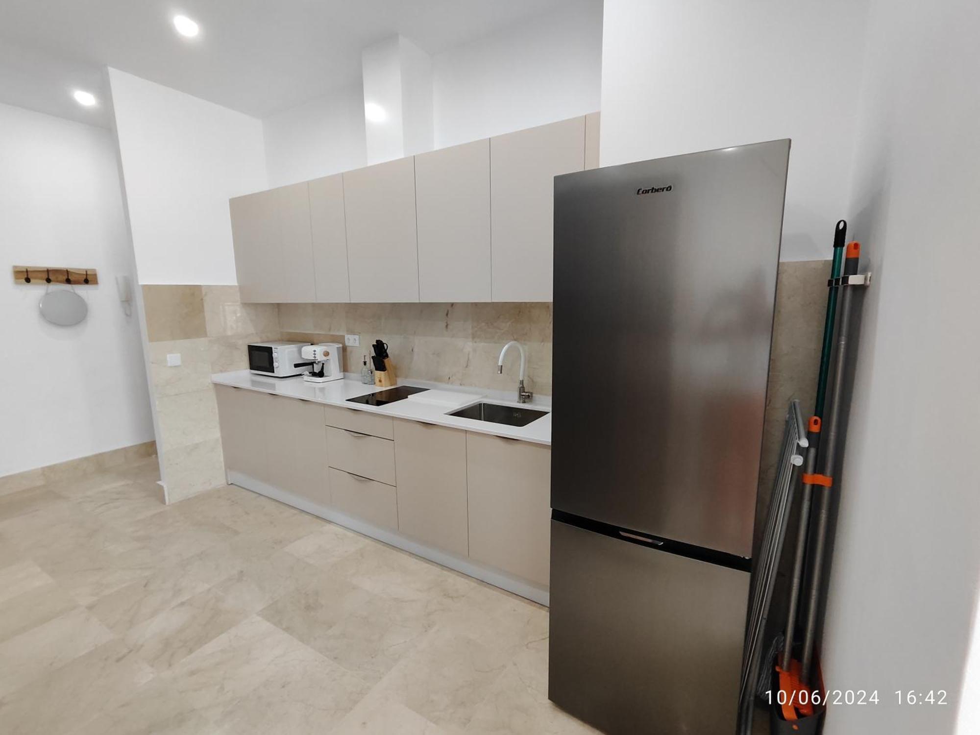 Apartamentos Luxury Playa Victoria Cadiz Bagian luar foto